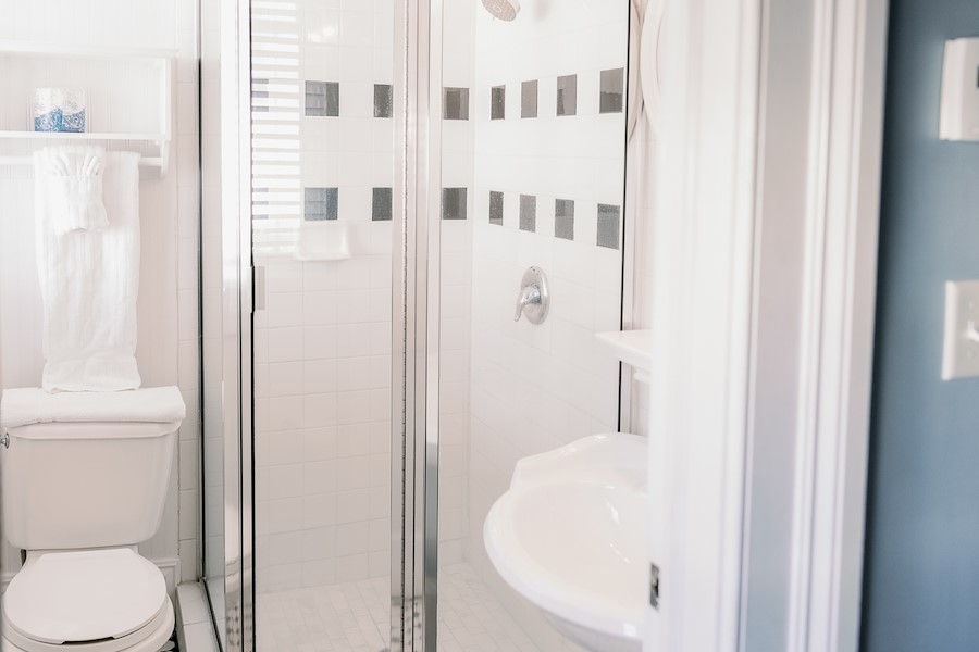 Bathroom at The Marshall House in Savannah, Georgia
