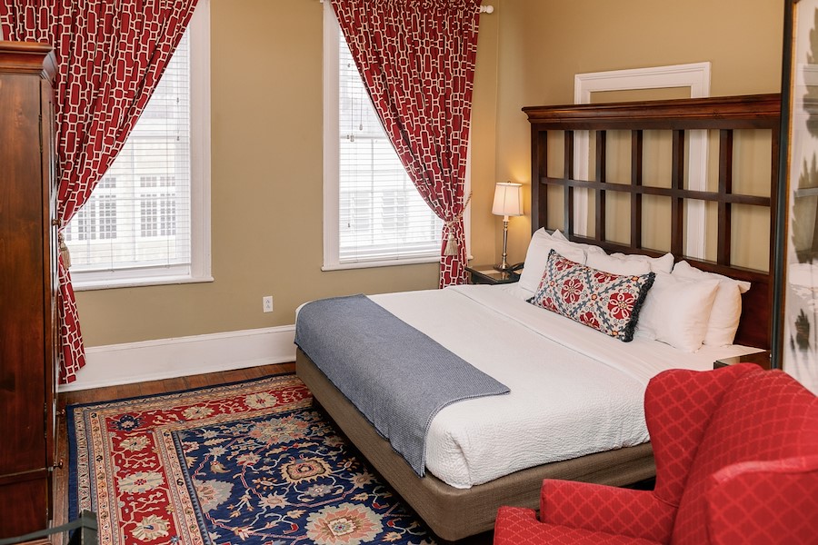 Marshall House Superior King in Savannah