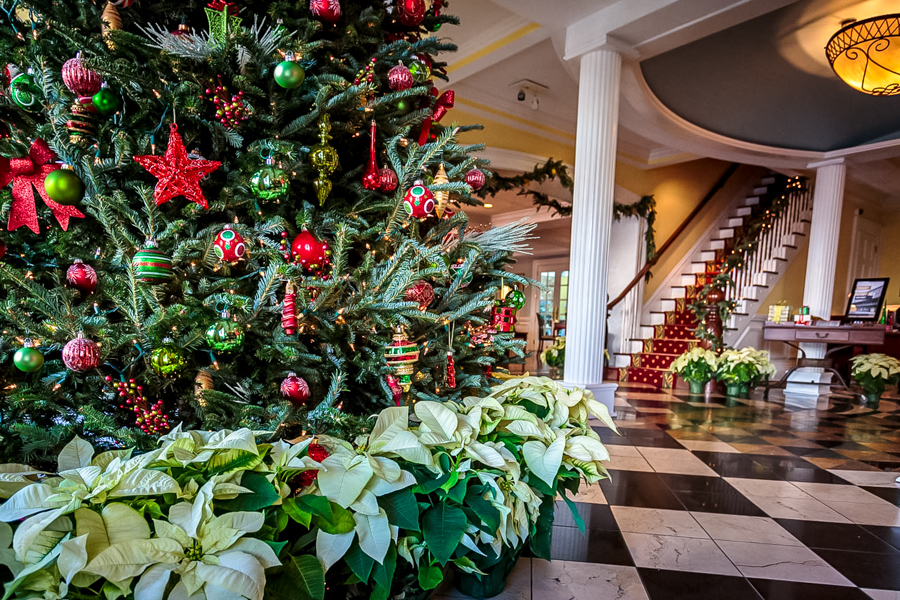 Pineapple Christmas Tree The Marshall House Hotel